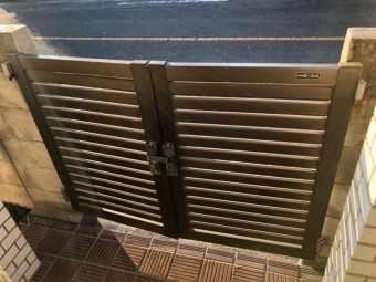 上尾市 門扉 浮き