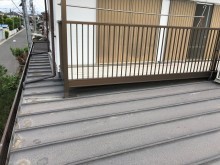 トタン屋根 雨漏り