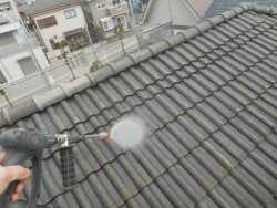 蕨市で屋根塗装