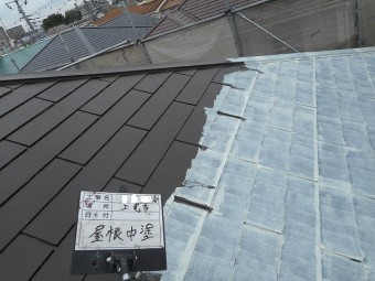 屋根 中塗り
