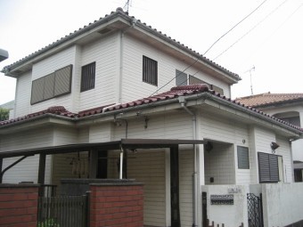 上尾市で屋根と雨樋と外壁工事のご依頼を受け現場調査