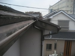 川越市で雨樋の施工前