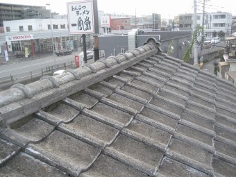 桶川市で屋根瓦