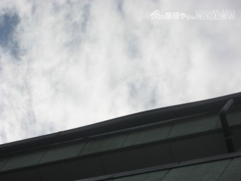 川越市で雨樋歪み写真