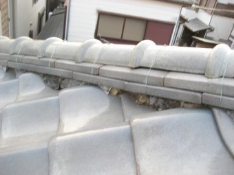 越谷市で屋根の現場調査