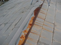 川島町屋根棟板金の工事