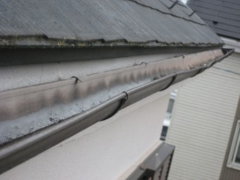 西多摩郡で雨樋の施工前