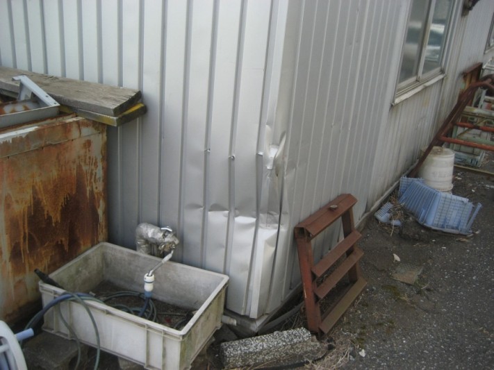 建物へこみ