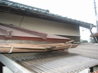 入間市で雨樋の現場調査