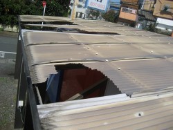 瑞穂町でトタン屋根の施工事例