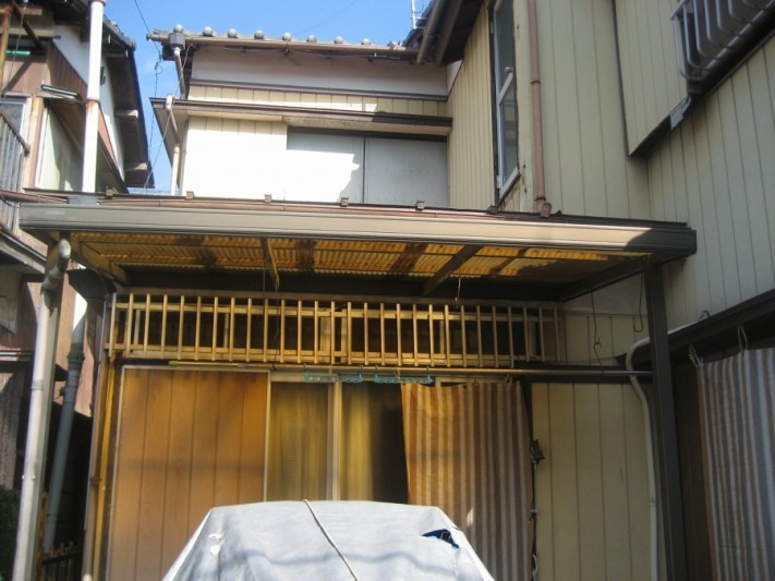 上尾市のお客様宅のトタン屋根写真