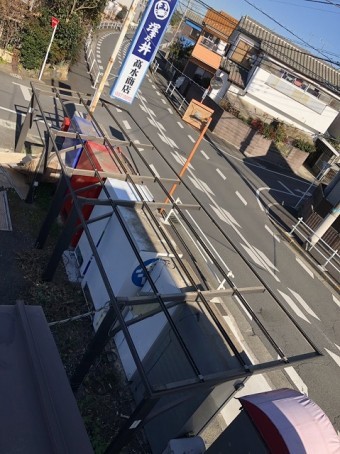 瑞穂町でトタン屋根の現場調査