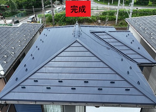 伊奈町屋根カバー工法完成
