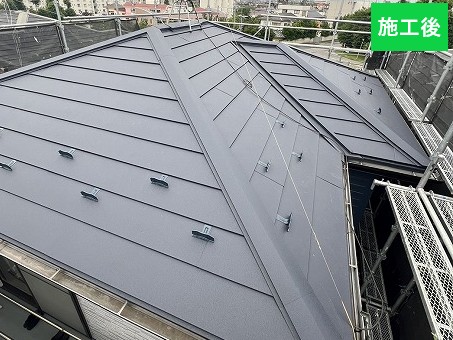 伊奈町屋根リフォーム屋根カバー工法施工後