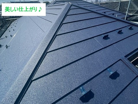 屋根カバー工法を実施　生まれ変わった屋根をご覧ください♪