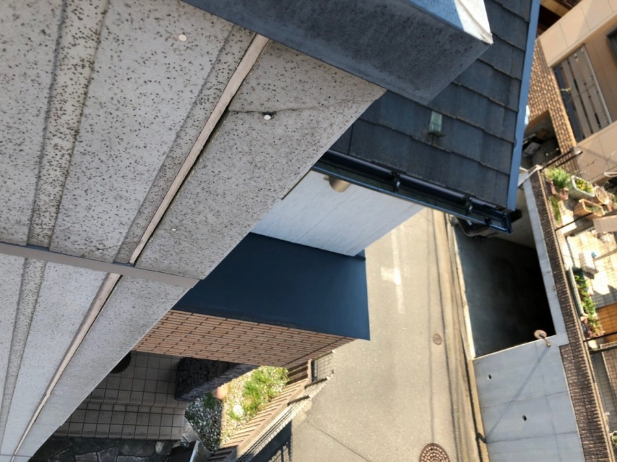 ベランダ 外壁 ヒビ