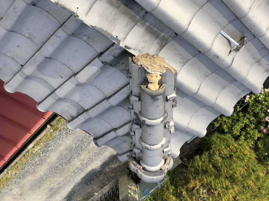 瓦屋根棟 破損 写真