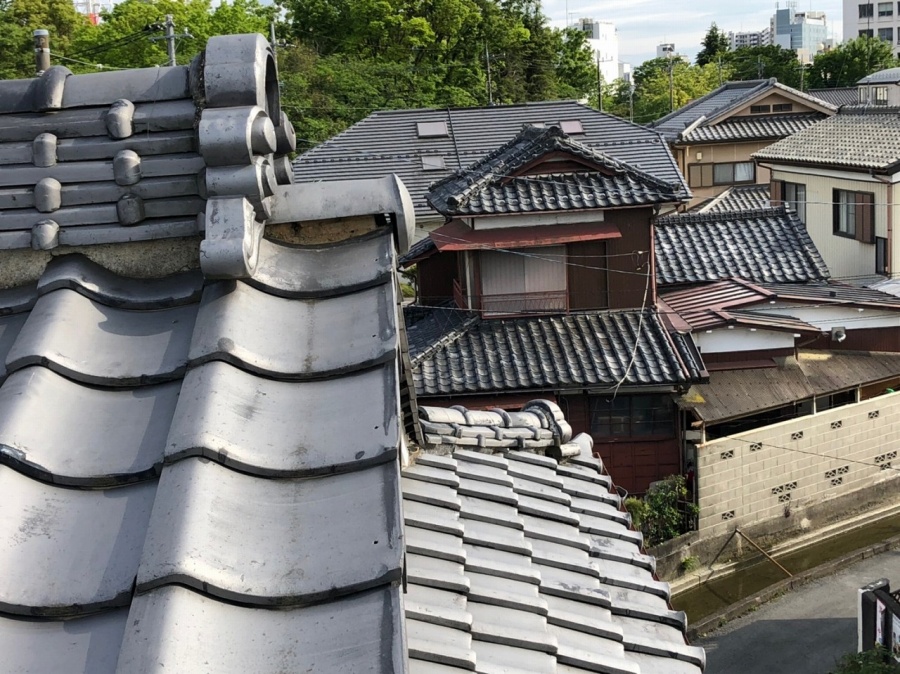 屋根漆喰 剥がれ 写真