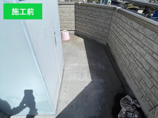 ベランダ防水　トップコート塗布
