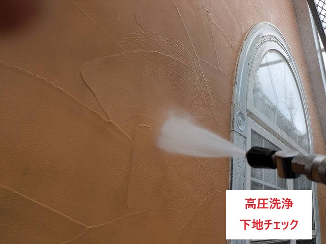 外壁塗り替えで美観と耐久性を両立させました♪