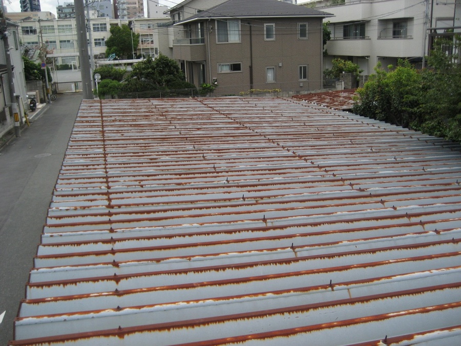 施工前の屋根の赤さび写真