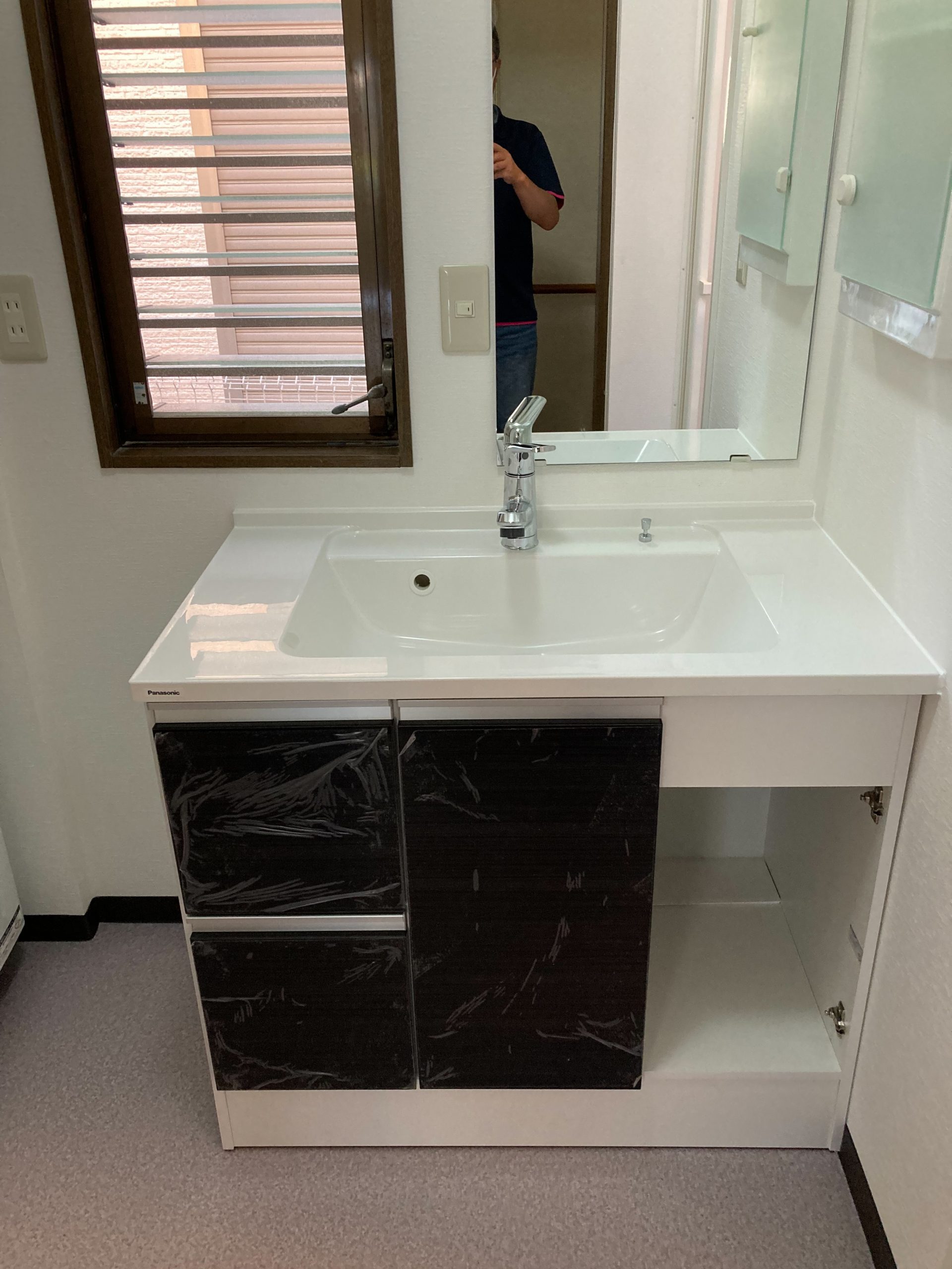 上尾市でお風呂と洗面台の交換工事を行いました 上尾 桶川市で屋根リフォーム 修理 点検も街の屋根やさん埼玉上尾店