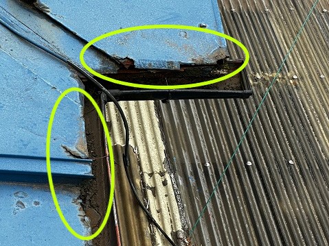 屋根材の腐食